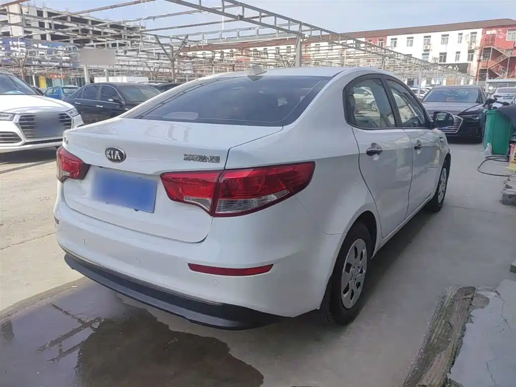 Kia K2 2015 Sedan 1.4L AT GLS фото 6