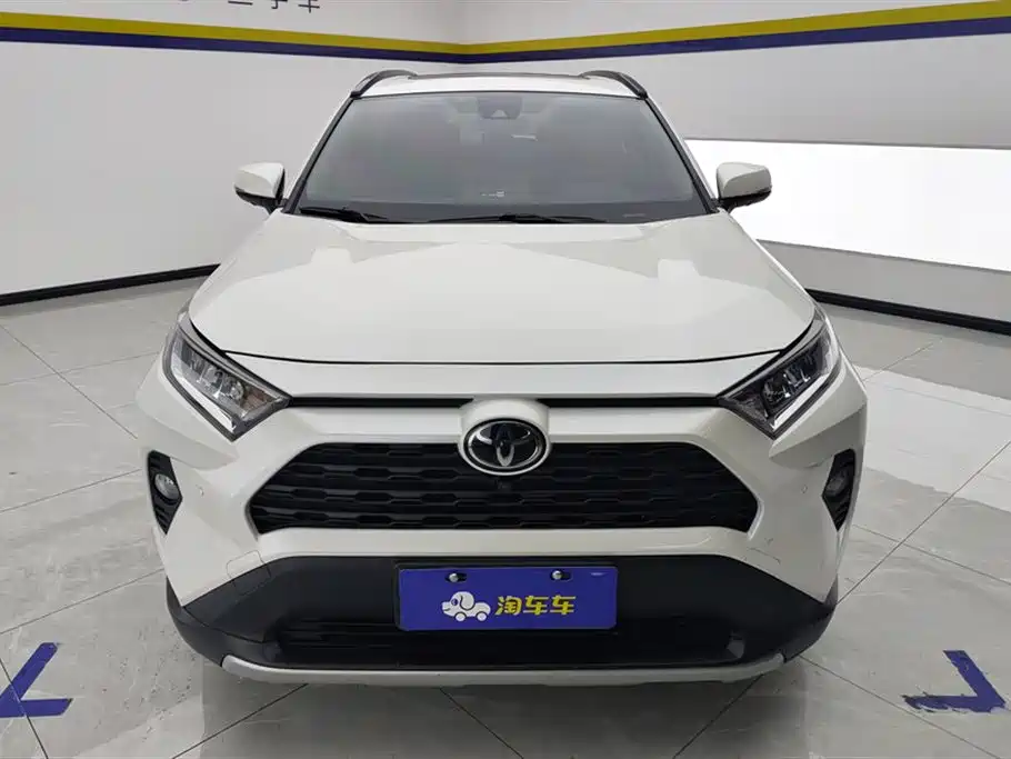 Toyota RAV4 Rongfang 2020 2.0L CVT 2WD Trend Edition фото 2