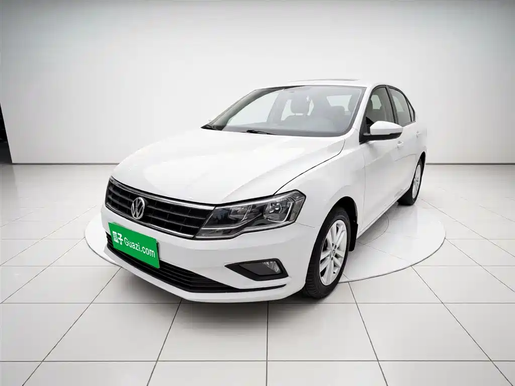 Volkswagen Jetta 2019 Dream Edition 1.5L Manual Fashion фото 2
