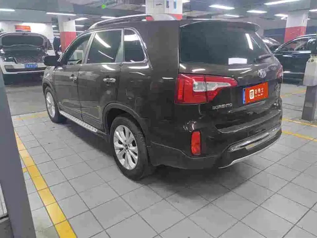 Kia Sorento 2013 2.2T 7-seat Diesel Luxury Edition фото 6