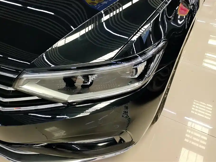 Volkswagen Magotan 2020 330TSI DSG Leading фото 5