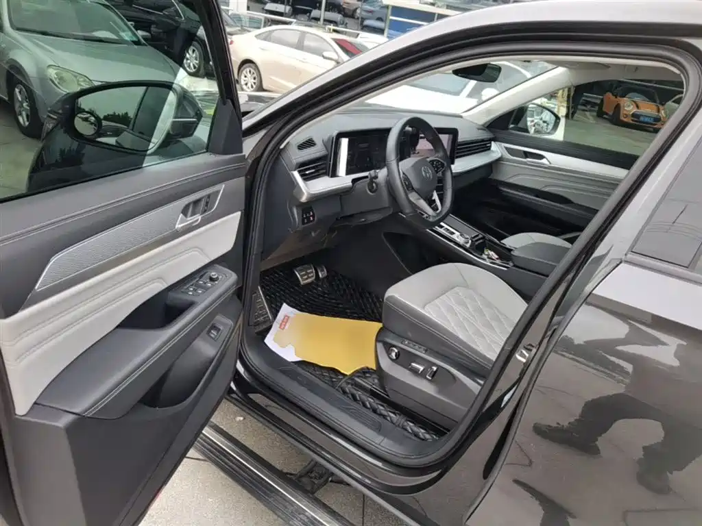Volkswagen Talagon 2024 380TSI 4WD R-Line Touring фото 16