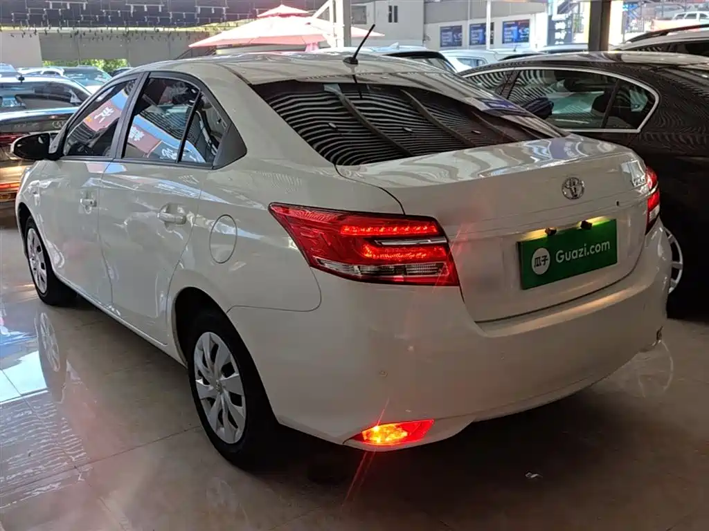 Toyota Vios 2017 1.5L CVT Pioneer фото 5