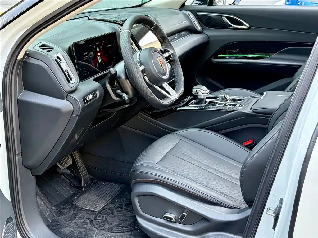 Hongqi HONGQI HS3 PHEV