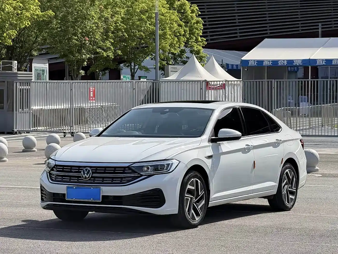 Volkswagen Sagitar 2023 300TSI DSG Surpassing Edition