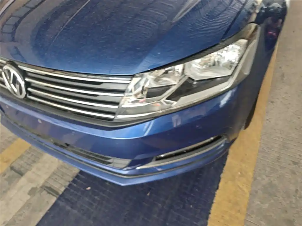 Volkswagen Lavida Tour 2015 230TSI DSG Comfort Edition фото 24