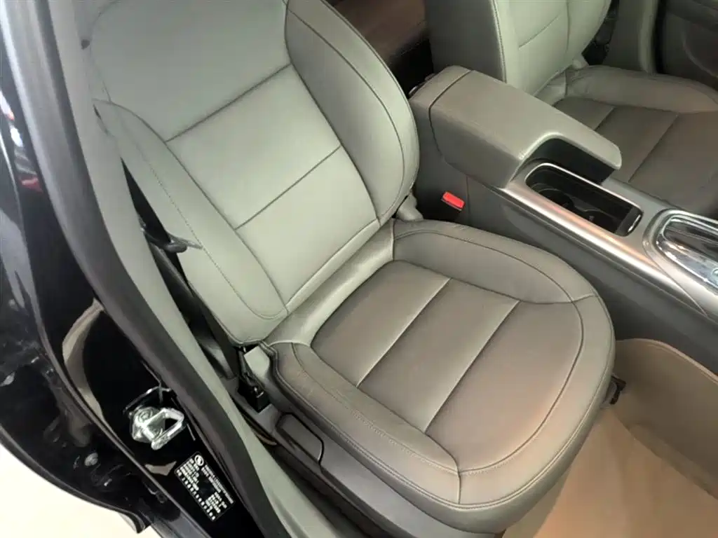 Chevrolet Malibu 2014 2.0L Automatic Luxury фото 25