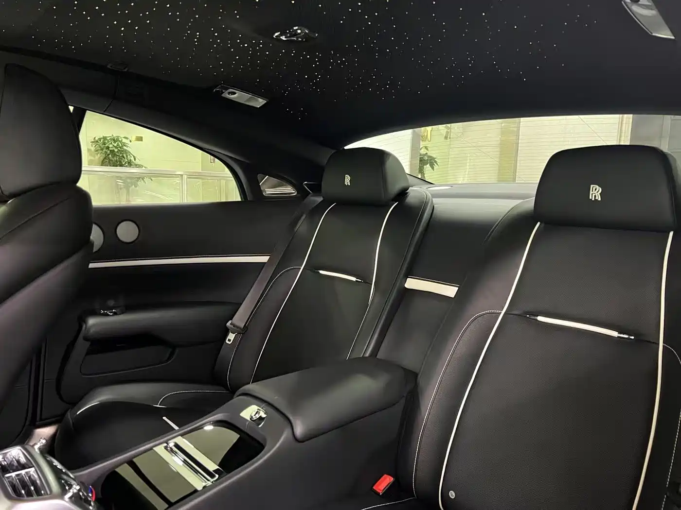 Rolls-Royce Wraith 2019 2018 6.6T Standard