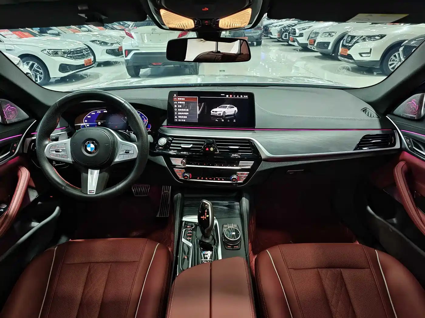 BMW 5 Series 2023 530Li Leading M Sport Package фото 8