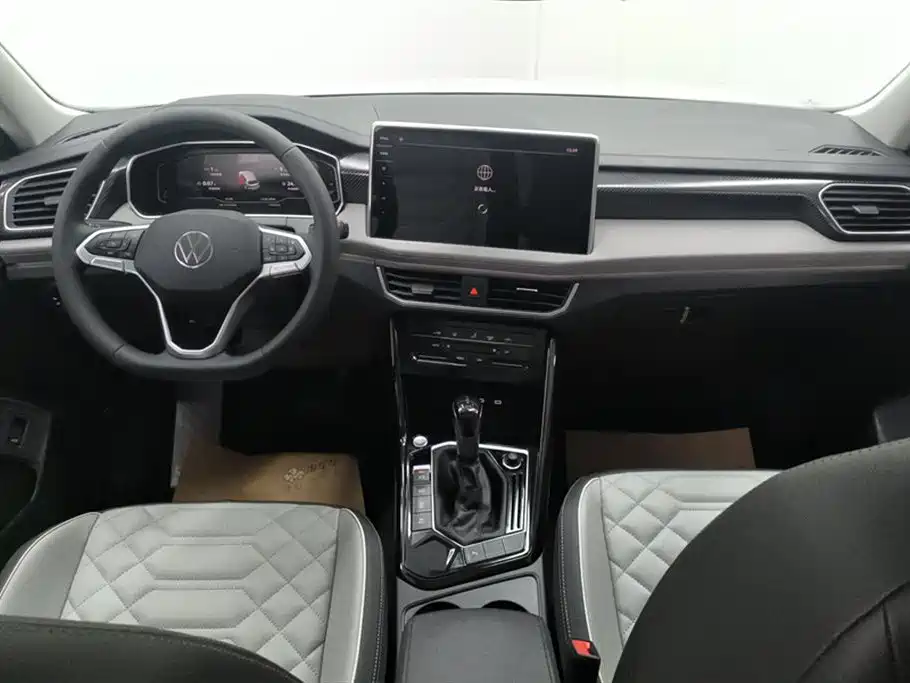 Volkswagen Tayron 2024 300TSI 2WD Luxury Plus Advanced фото 12