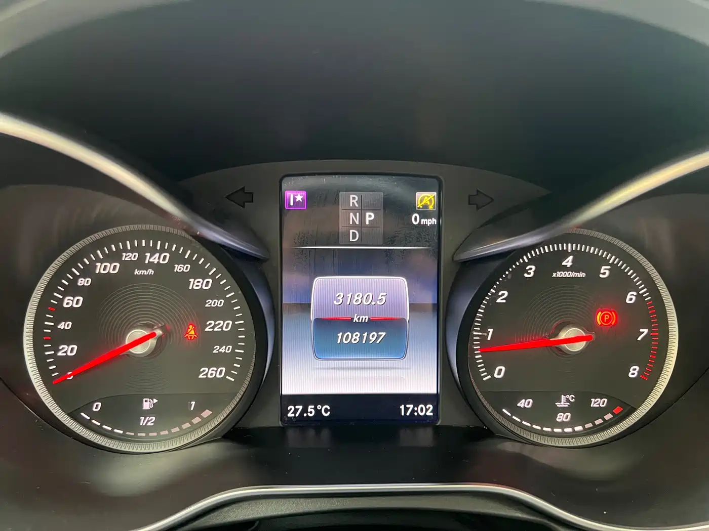Mercedes-Benz GLC 2017 GLC 300 4MATIC Dynamic фото 17