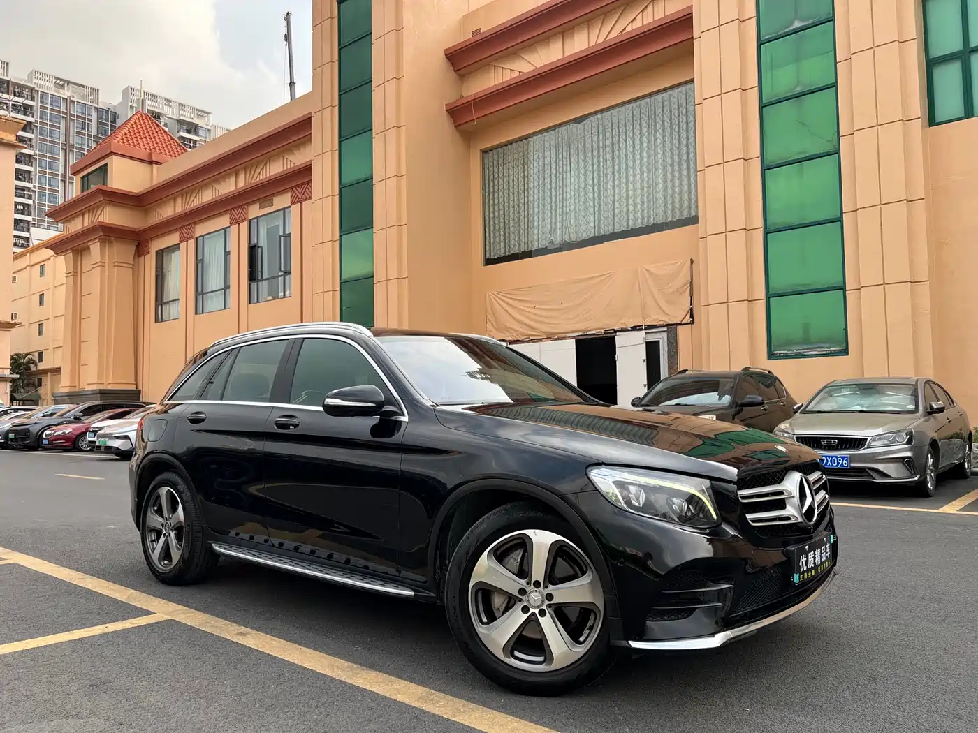 Mercedes-Benz GLC 2017 GLC 300 4MATIC Dynamic фото 3