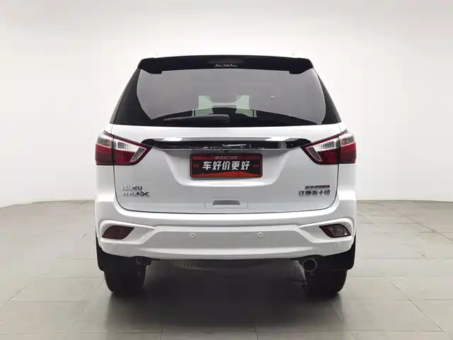 Isuzu mu-X Ranger 2022 2.0T Gasoline Automatic 4WD Joy Version 5-Seater — фото 4