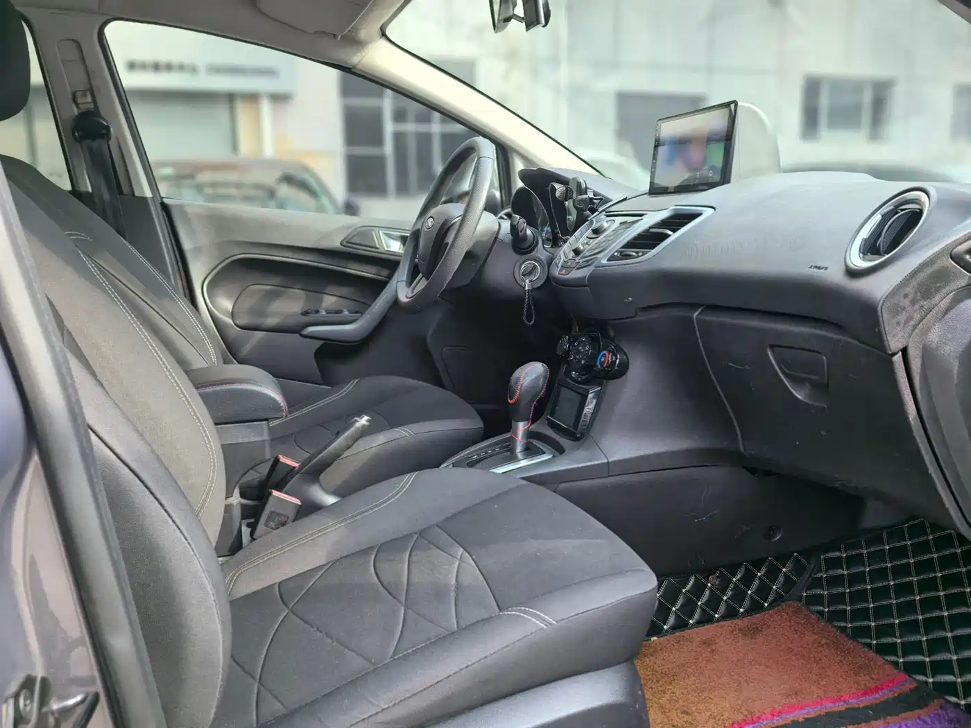 Ford Fiesta 2014 2013 Hatchback 1.5L Automatic Fashion