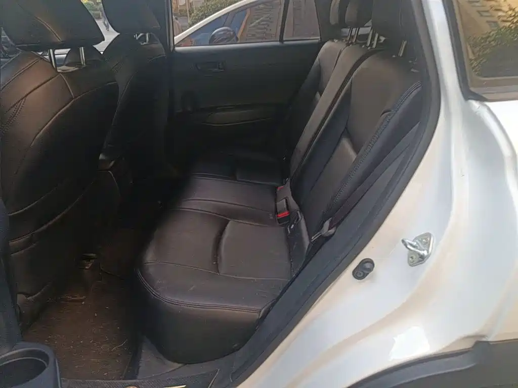 Toyota Frontlander 2023 2.0L CVT Elite Edition фото 15