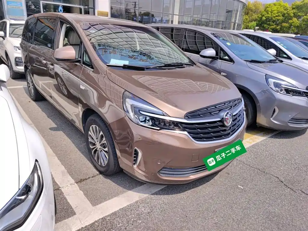 BUICK GL8