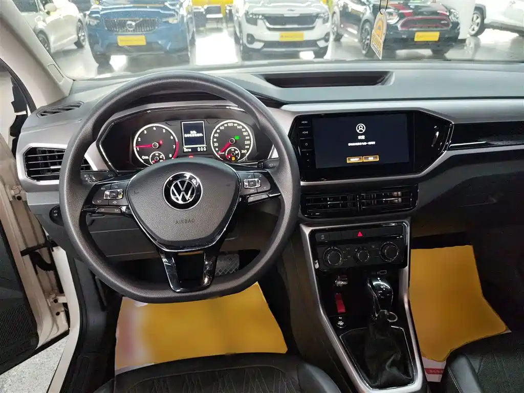 VOLKSWAGEN TU KAI
