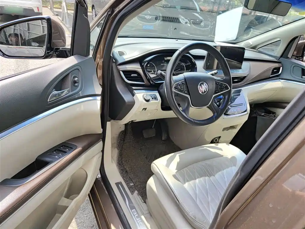 BUICK GL8