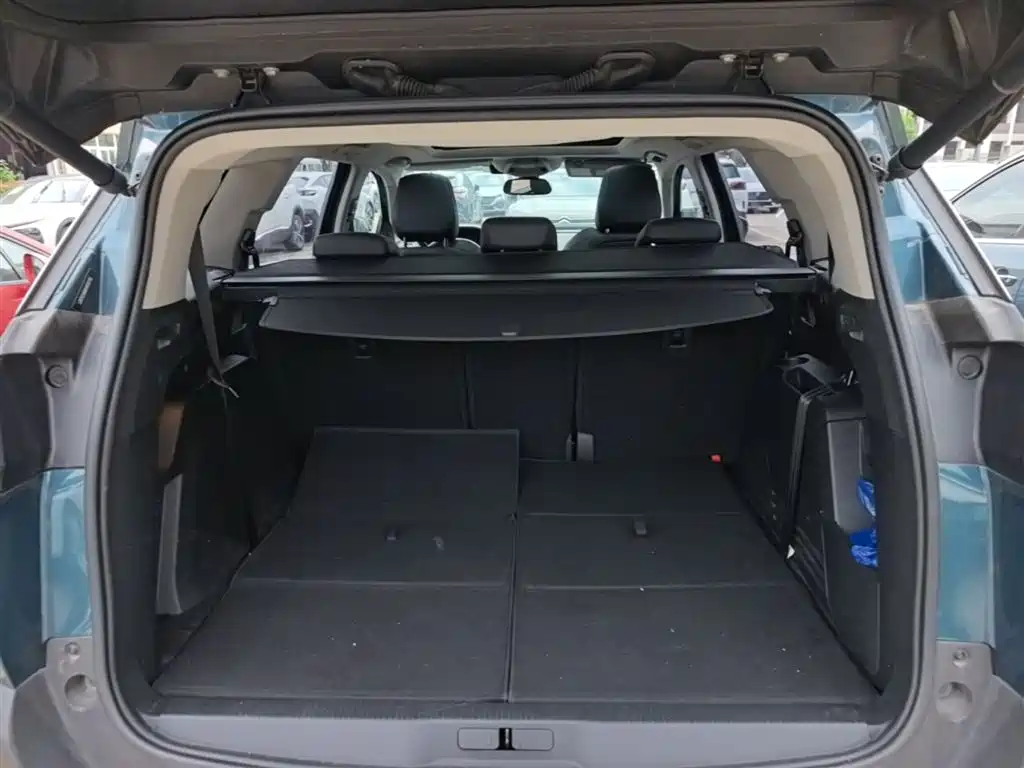 Peugeot 5008 2023 400THP Beloved Full Seats Edition 7-Seater фото 19