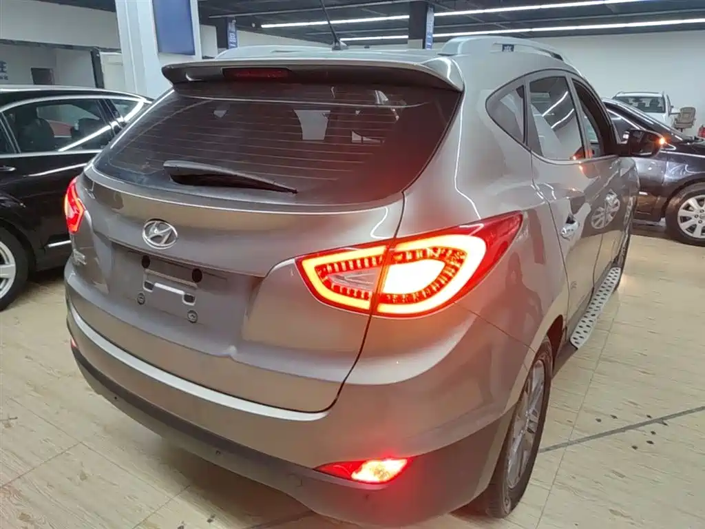 Hyundai Beijing Hyundai ix35 2015 2.0L Automatic 2WD Smart China V фото 7