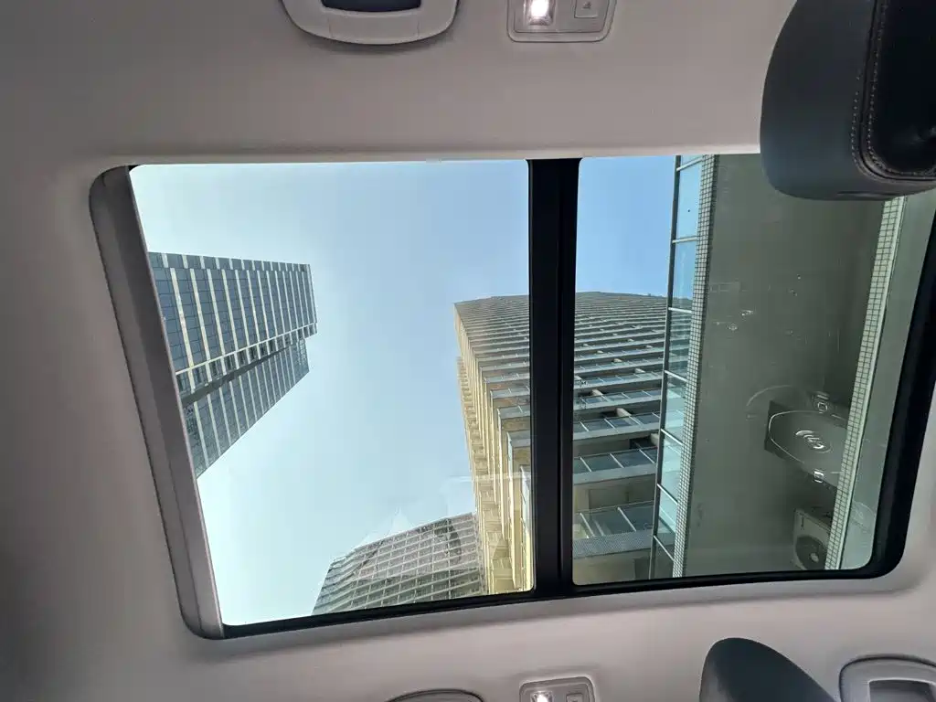 Volkswagen Tharu, миниатюра 13