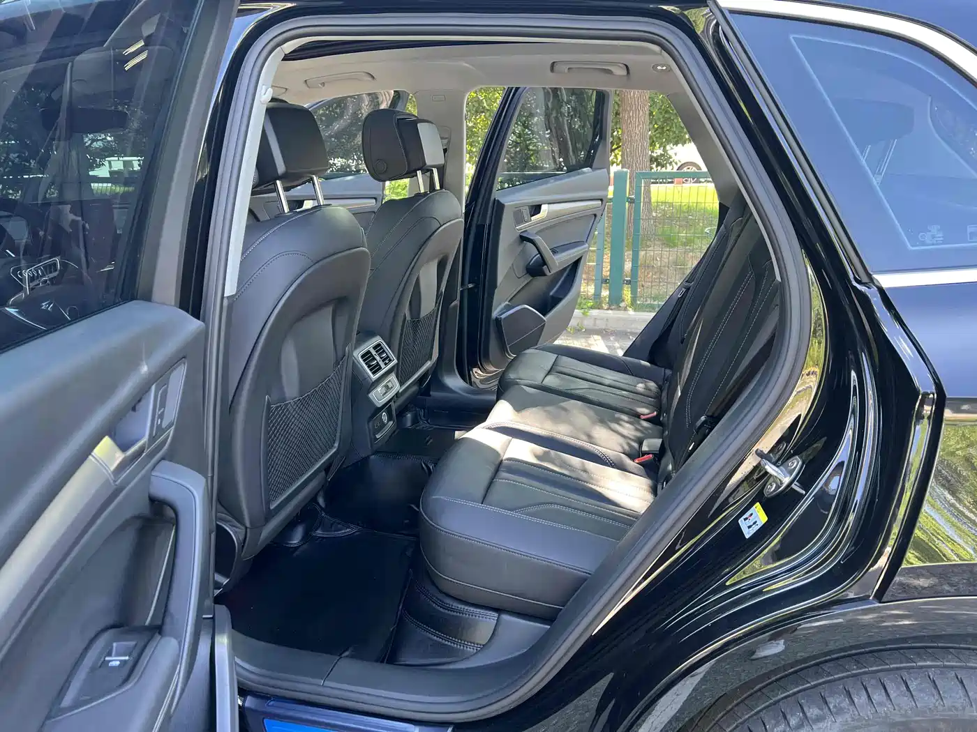 Audi Q5L 2023 40T Luxury Dynamic фото 5