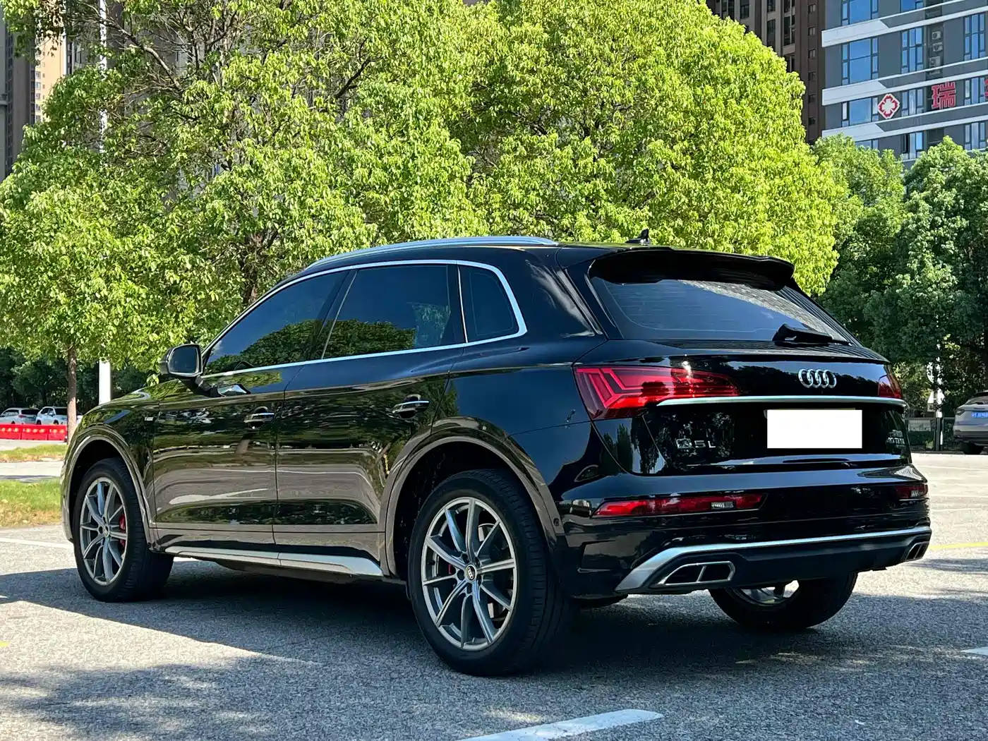 Audi Q5L 2023 40T Luxury Dynamic фото 14