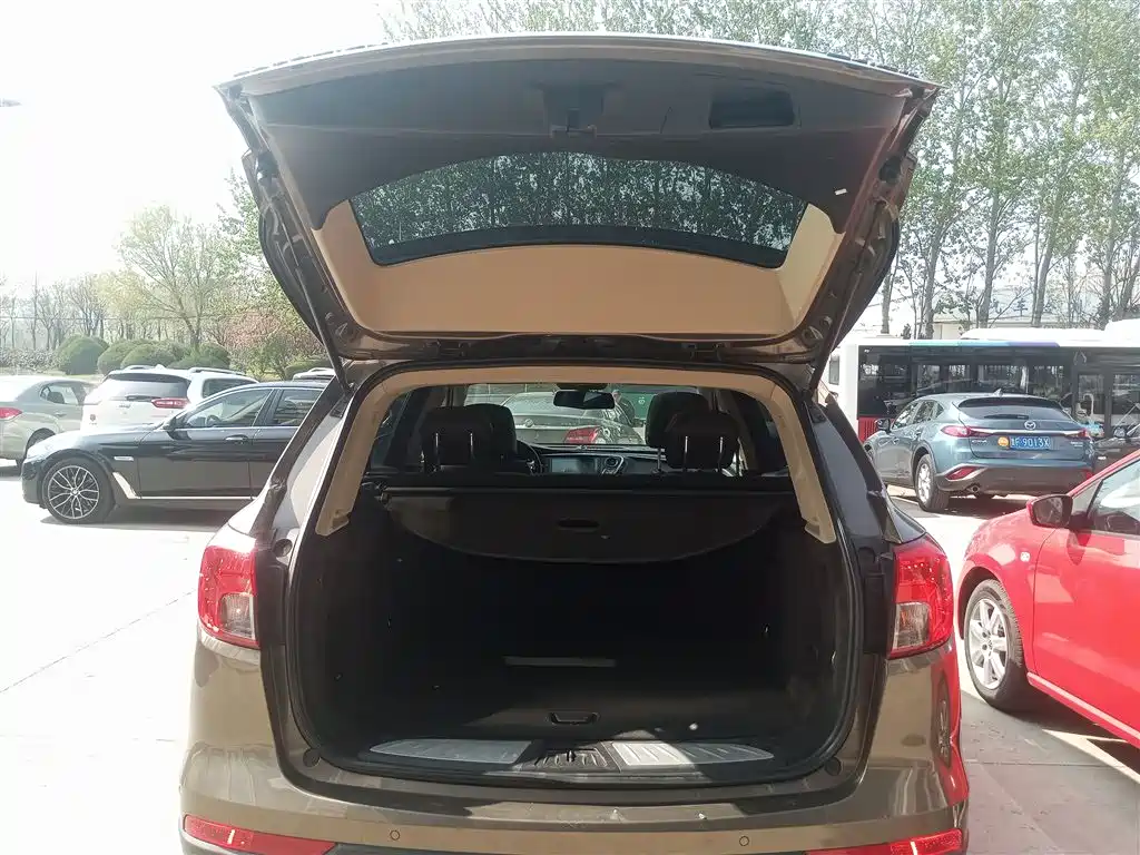 Buick Envision Plus 2016 20T 2WD Leading фото 15