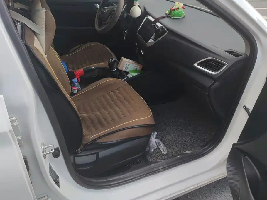 Hyundai Verna 2021 2020 1.4L Manual GLS Cool Edition