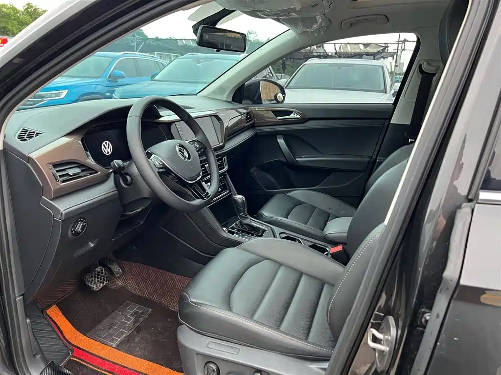 Volkswagen Tharu 2022 280TSI FWD Luxury Edition фото 8