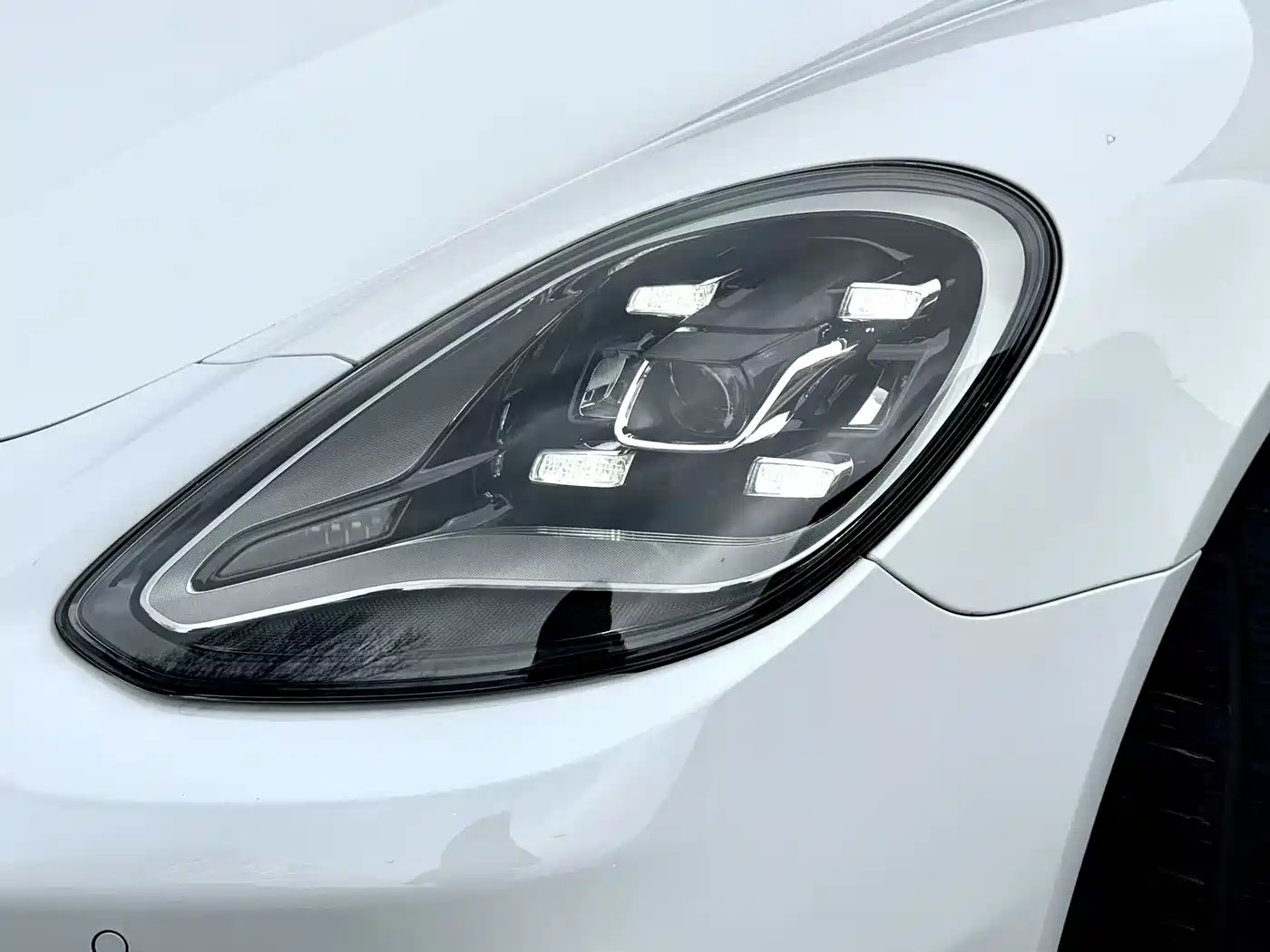 Porsche Panamera New Energy 2022 Panamera 4 E-Hybrid 2.9T фото 16