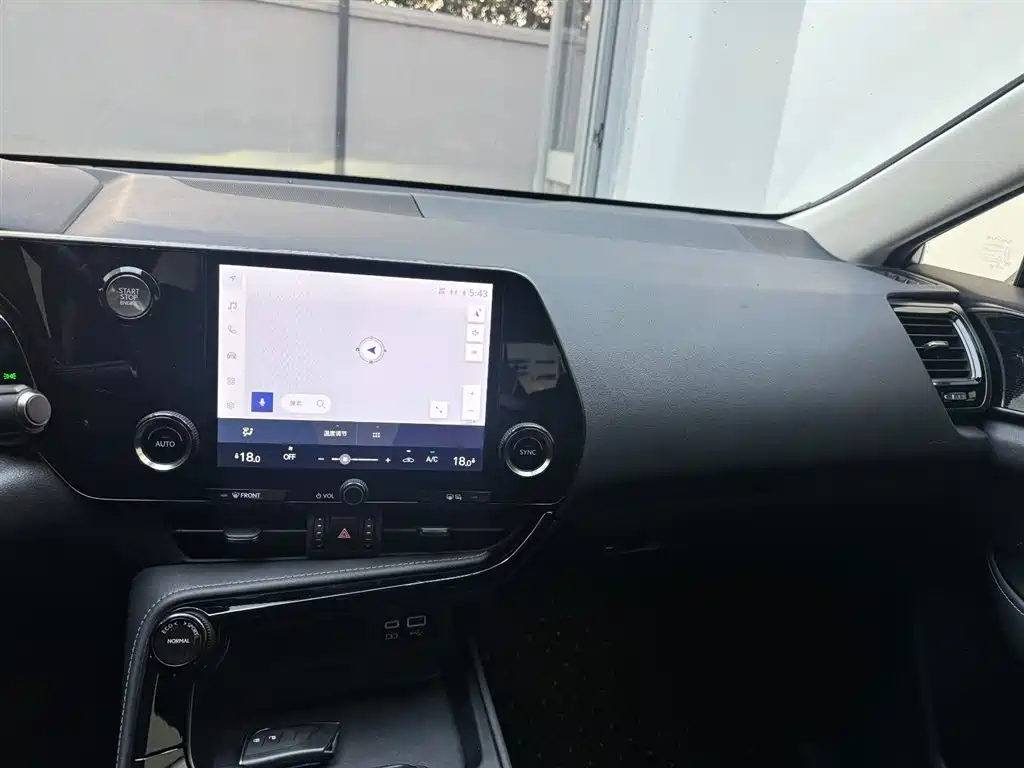 Lexus NX 2022 260 FWD Innovation Edition фото 13