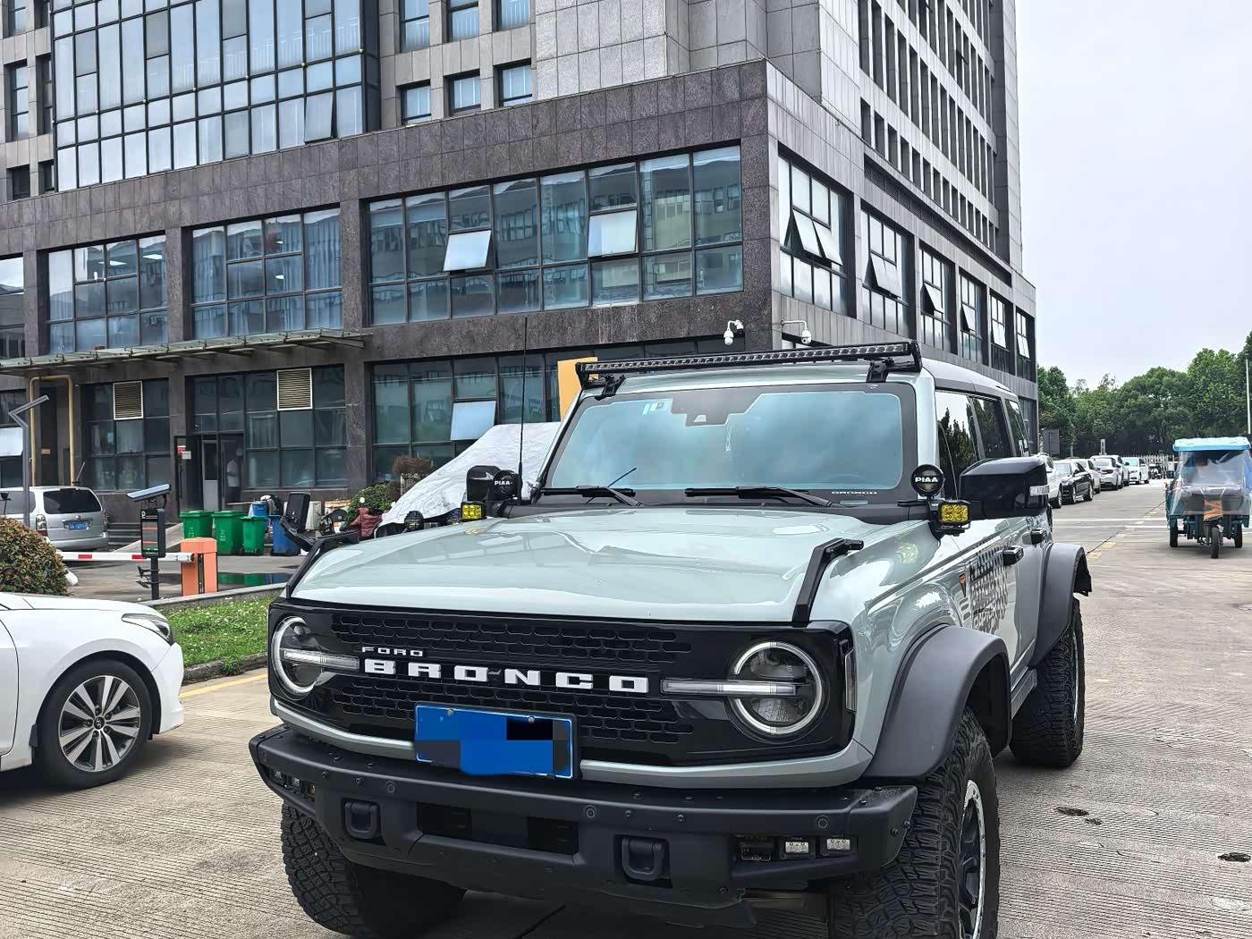 Ford Bronco