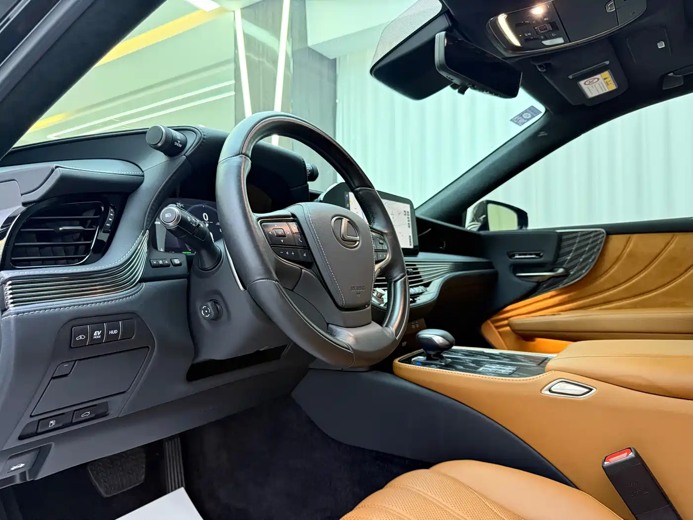 2024 Lexus LS
