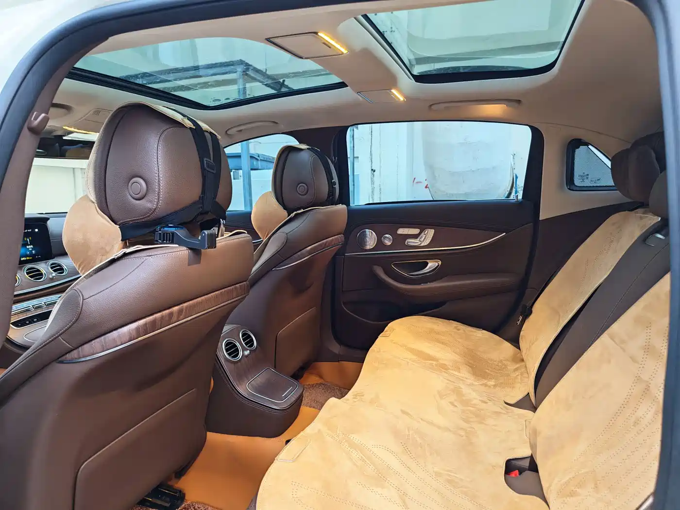 Mercedes-Benz E-Class 2021 E 300 L Luxury фото 17