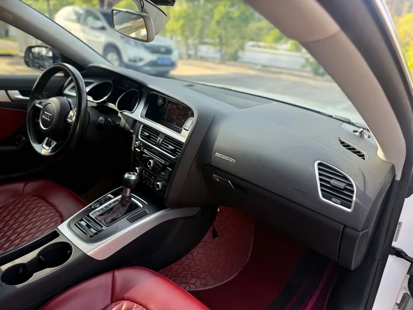 Фото 8 - Audi A5 (Import)