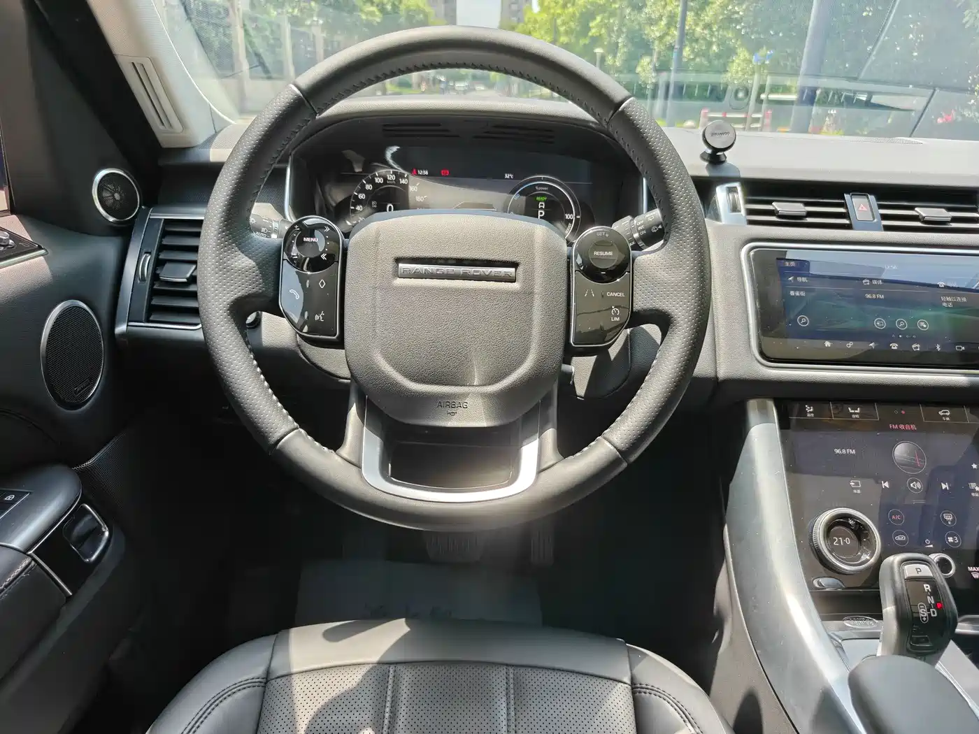 Land Rover Range Rover Sport PHEV 2022 P400e SE фото 12