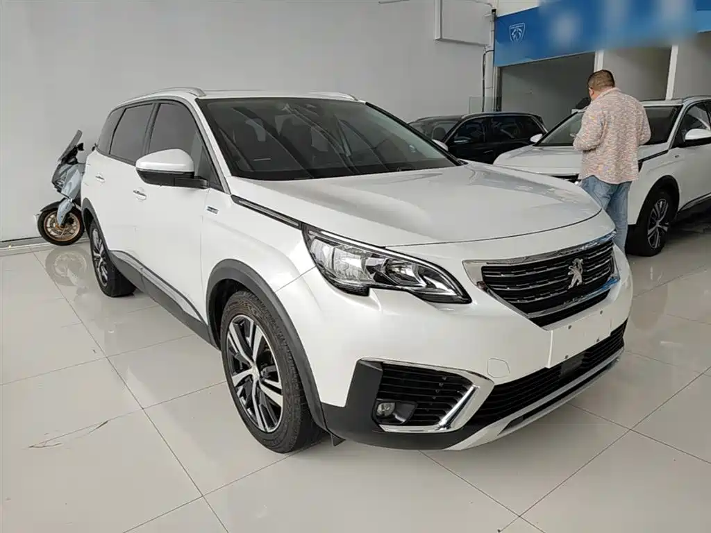Peugeot 5008 2017 350THP 7-seat Elite Edition фото 4