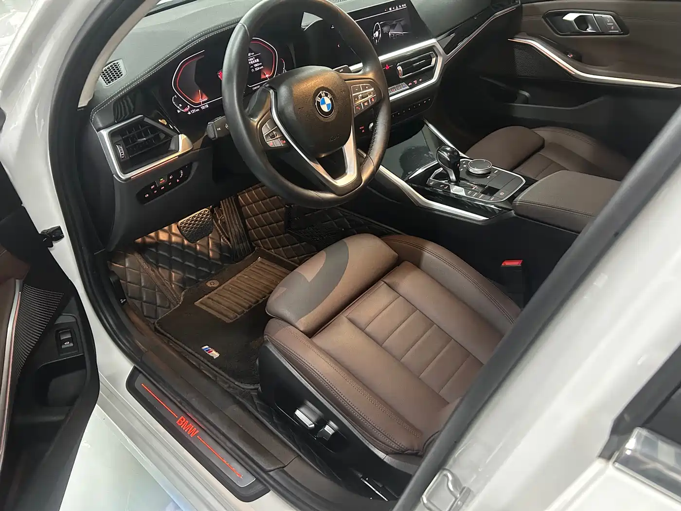 BMW 3 Series 2020 325Li Launch Edition фото 14