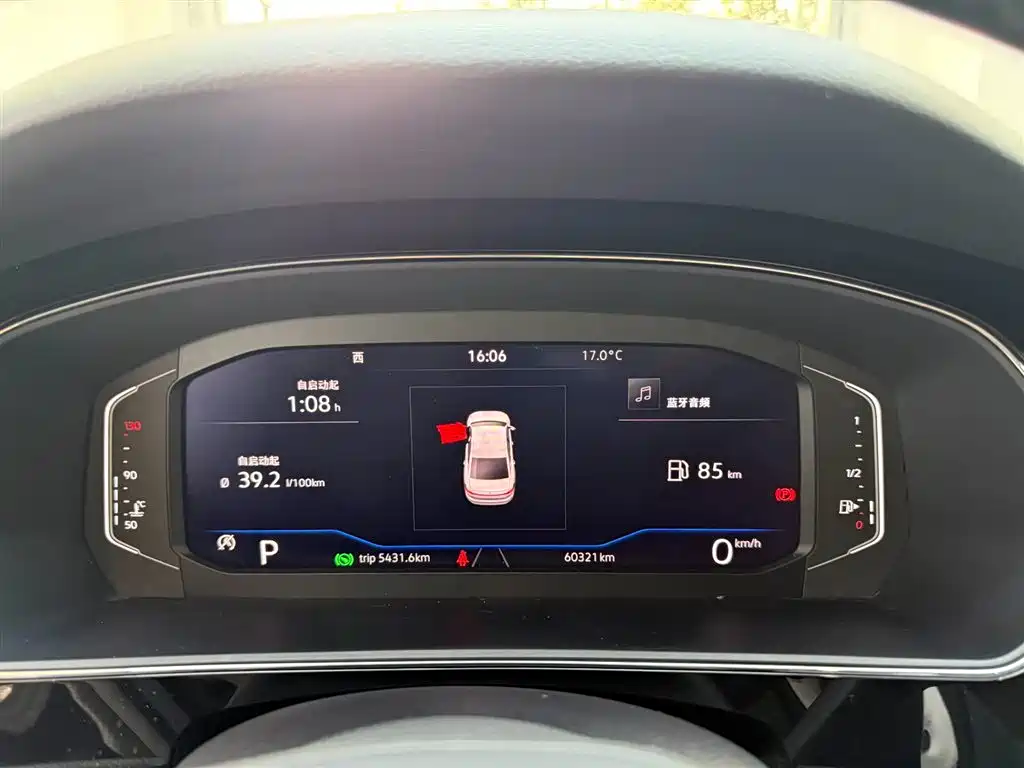 Volkswagen Passat 2022 330TSI Starlight Luxury Edition фото 18