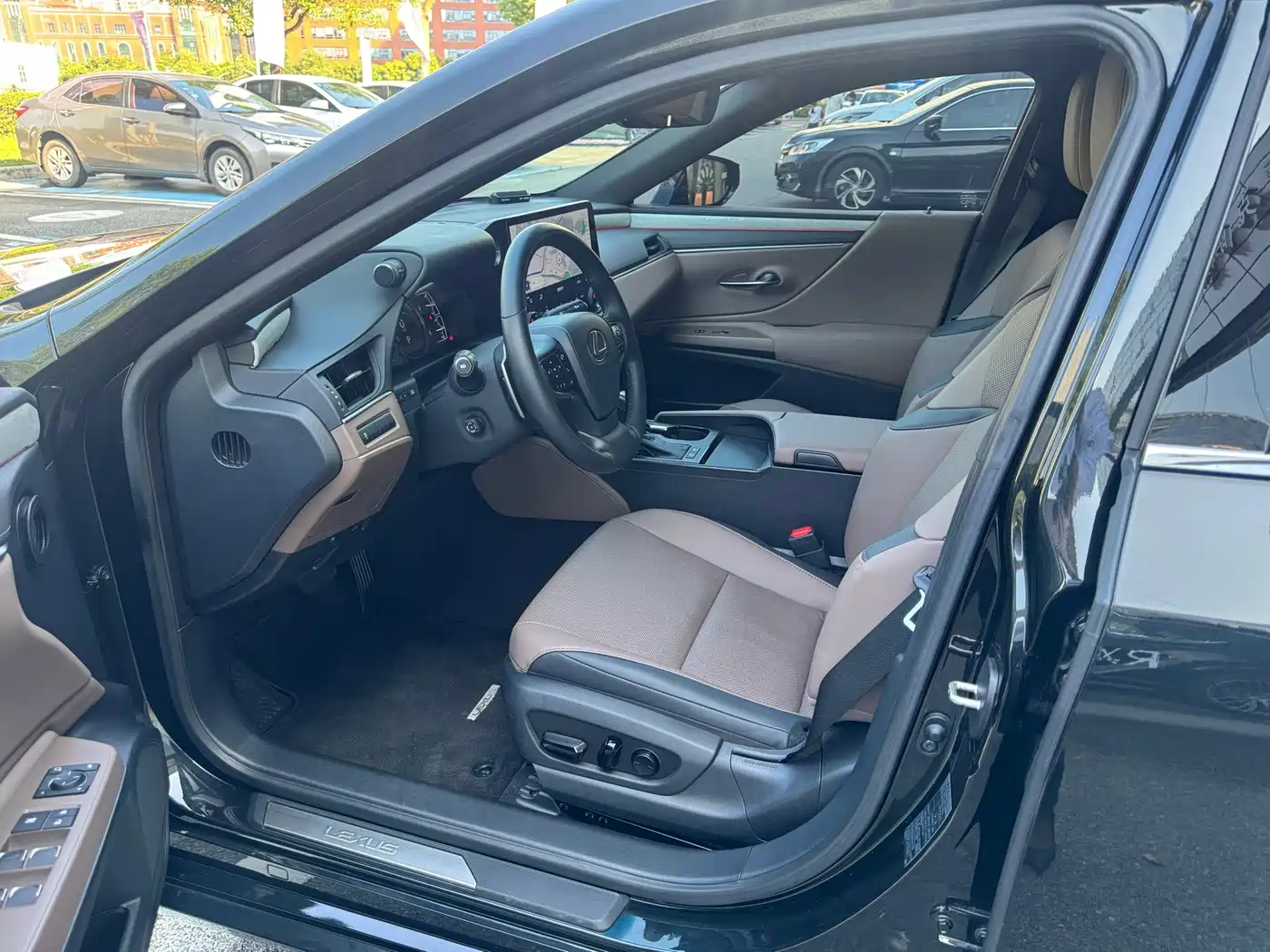 Lexus ES 2025 2025 300h Premium Edition