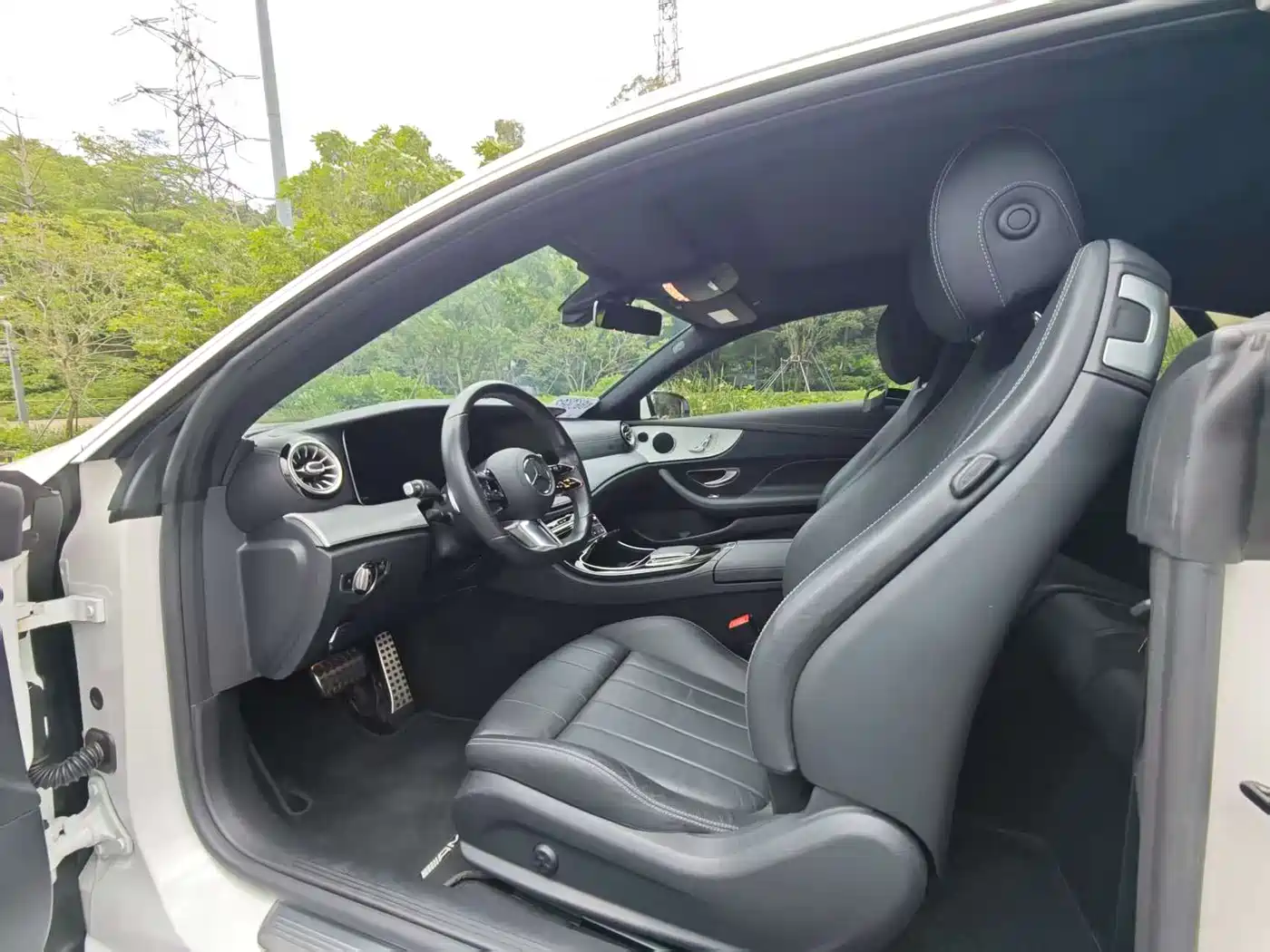 MERCEDES-BENZ E-CLASS (IMPORTED)