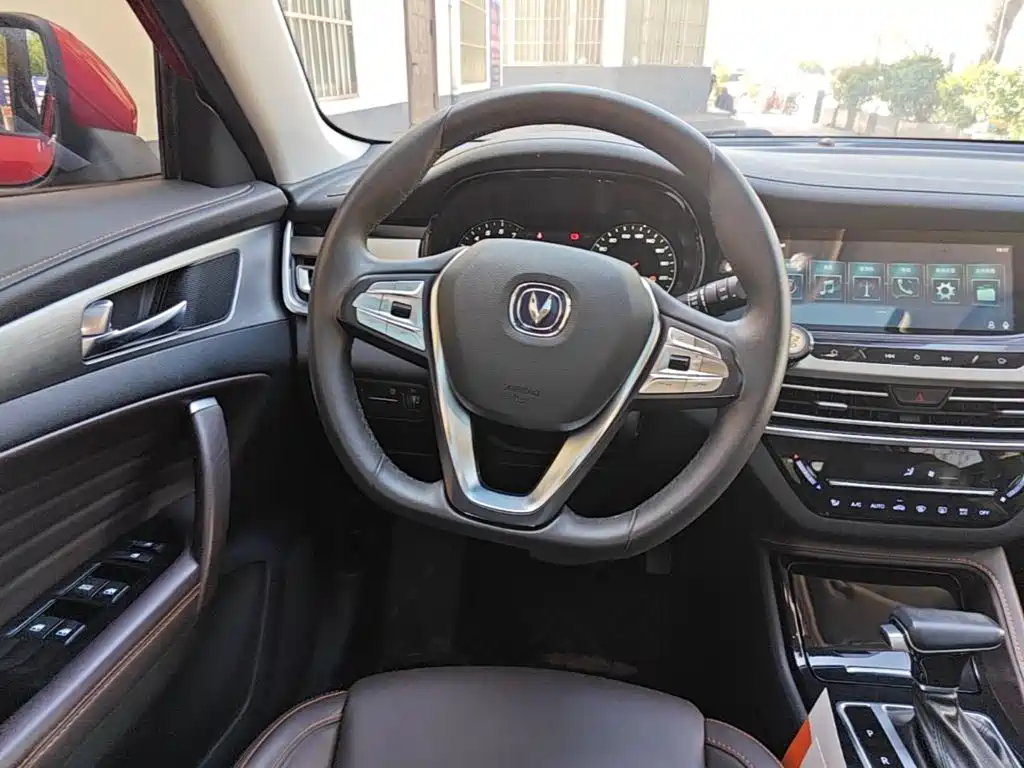 Changan CS35 PLUS 2019 2018 1.6L Automatic Smooth Connect China V