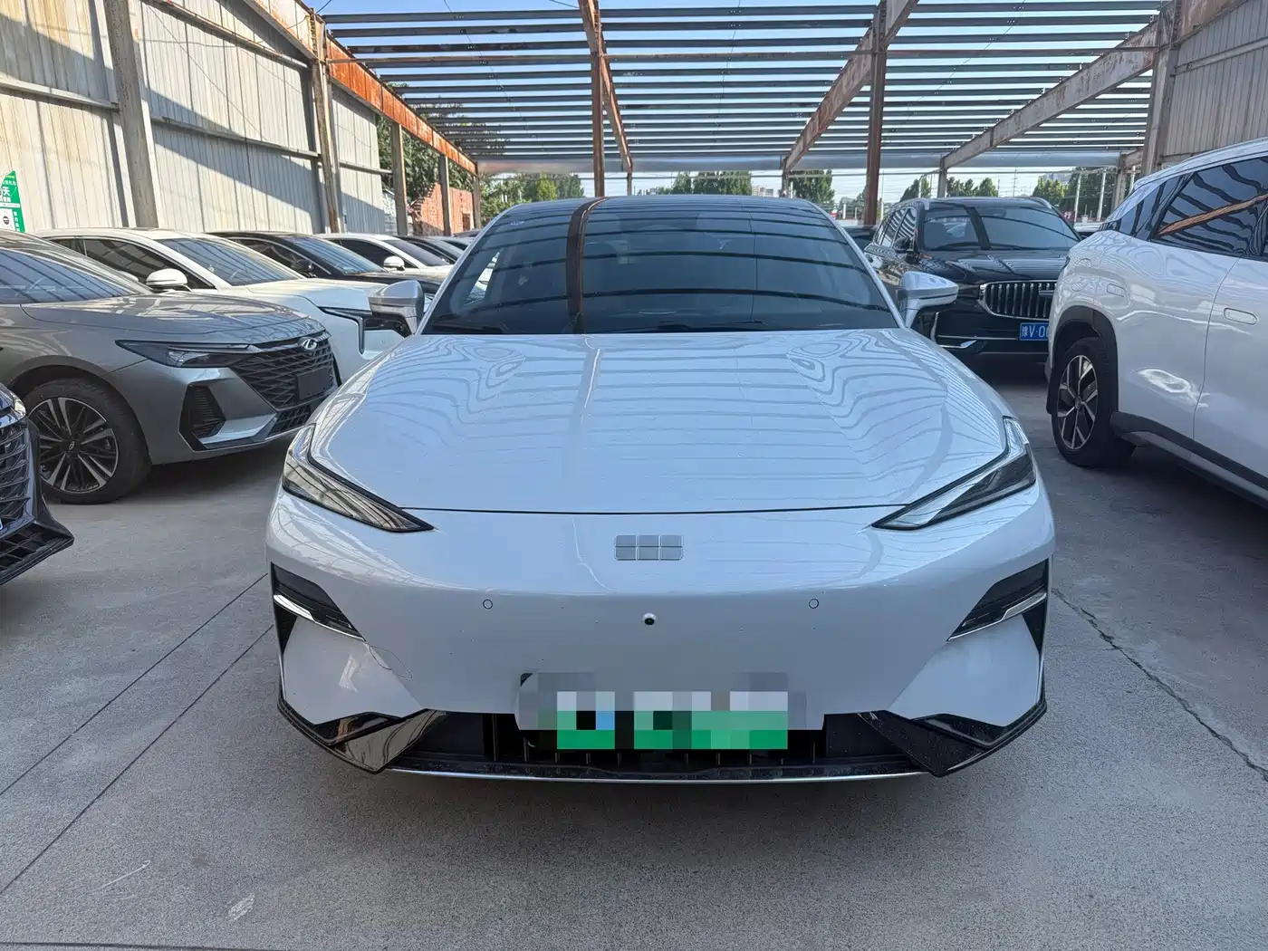 Geely Galaxy Galaxy E8 2025 2025 700km Long Voyage Smart Drive Edition