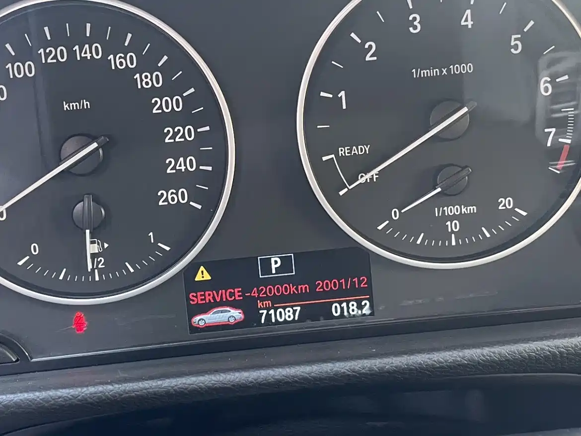 BMW 1 Series 2017 118i Sport фото 16