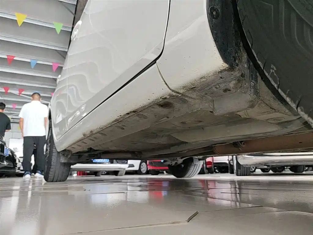 Toyota YARiS L Zhi Xiang 2017 1.5E CVT Charming Edition фото 21