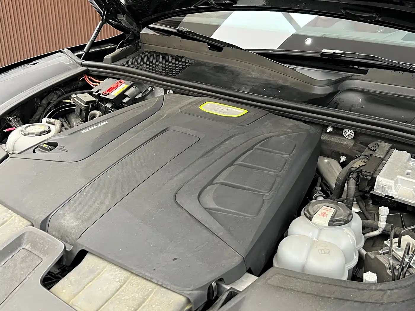 Porsche Cayenne New Energy 2023 Cayenne E-Hybrid 2.0T Platinum Edition фото 34