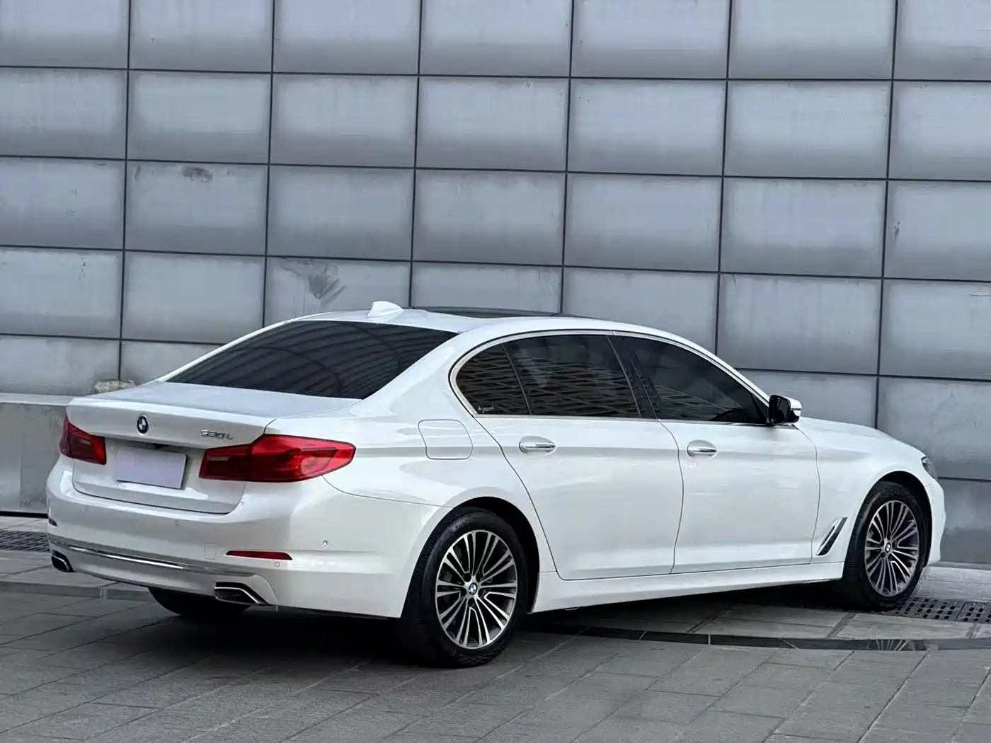BMW 5 Series 2018 530Li Exclusive Luxury Package фото 4