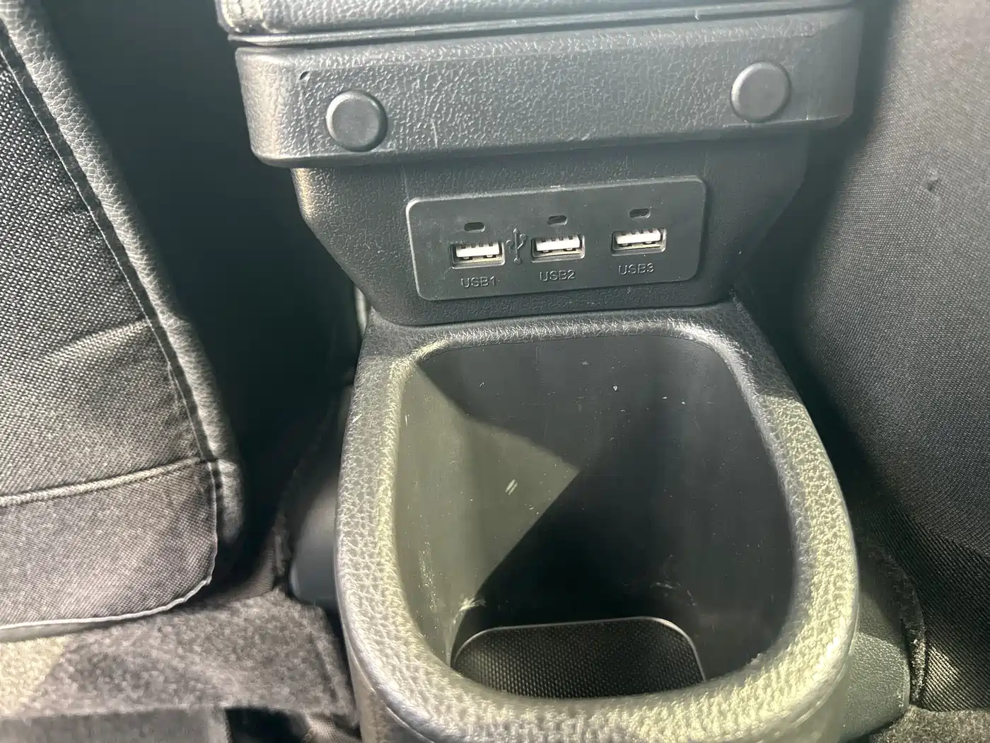 Toyota YARiS L Zhi Xuan 2020 Zhi Xuan X 1.5L CVT Leading фото 26