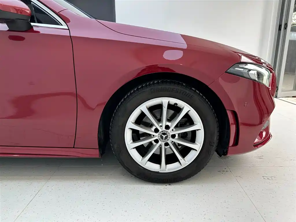 MERCEDES-BENZ CLASS A